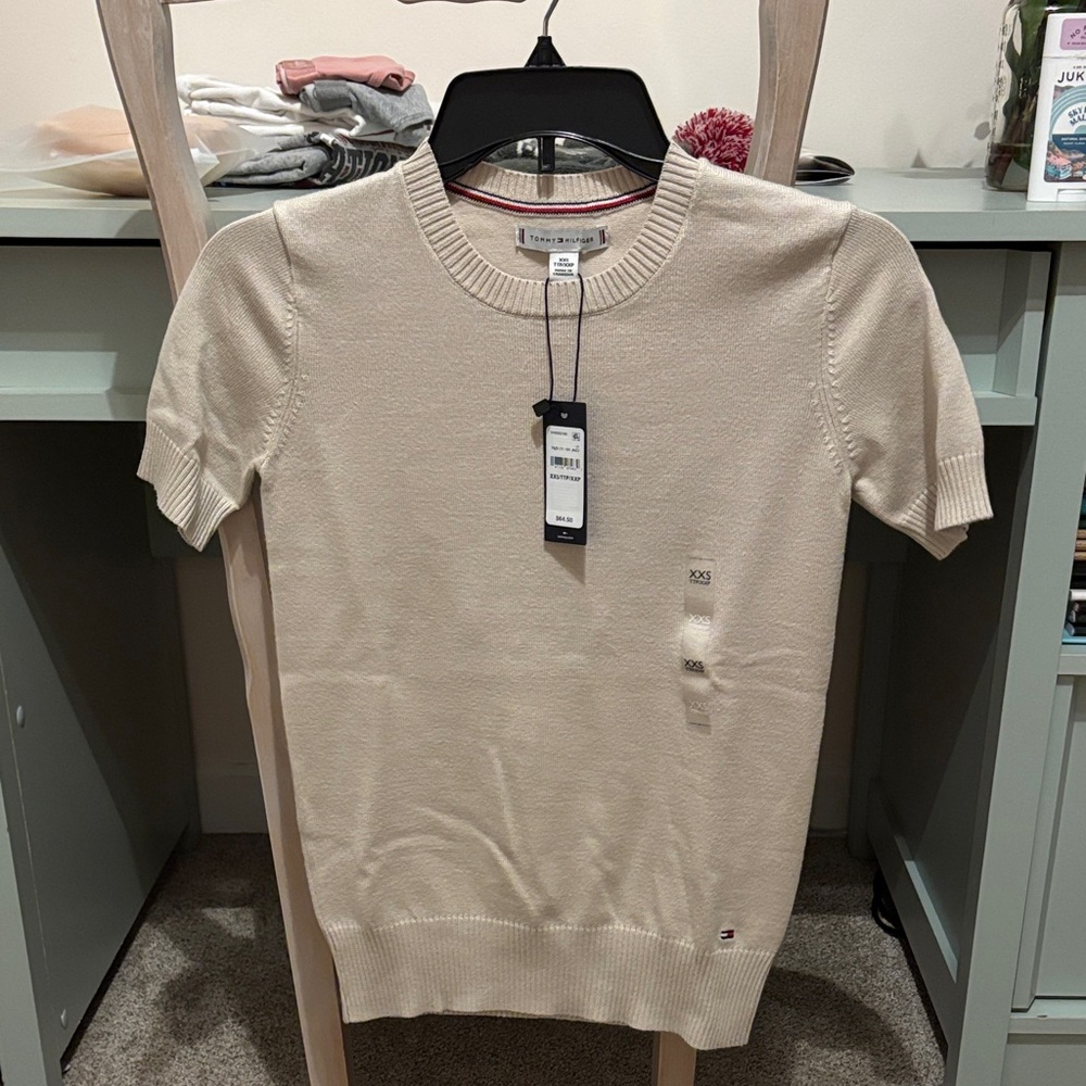 Tommy Hilfiger Women’s Beige Crewneck Sweater